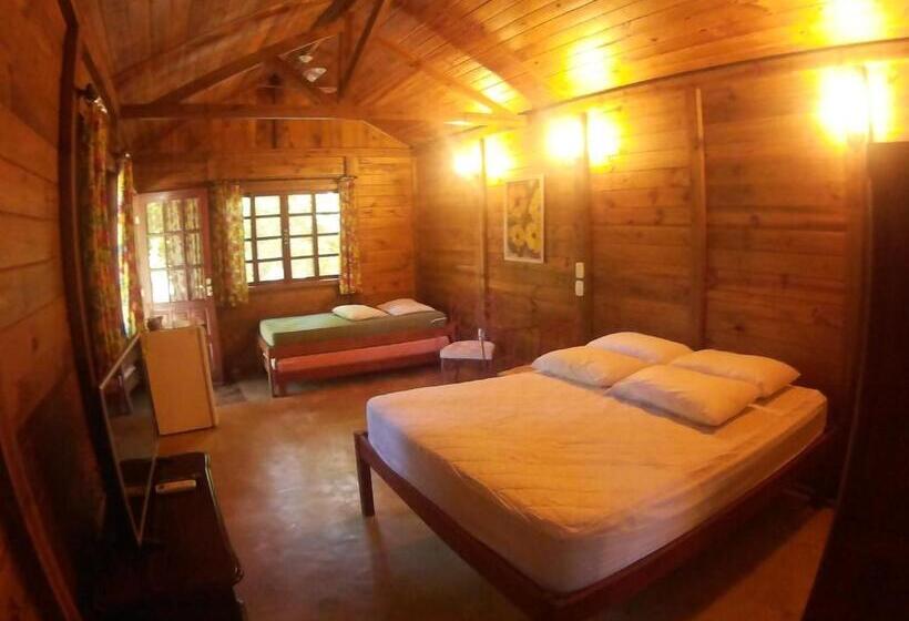 بنجلو قياسى مطلّ علي الحديقة, Pousada Camping Porto Grande