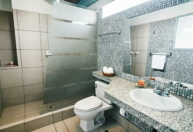 اتاق استاندارد سه تخته با چشم‌انداز باغ, Chicama Boutique Hotel & Spa