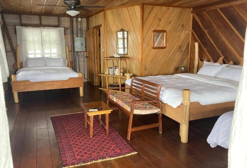 מיטת קינג בסוויטה, Casa Acuario Boutique