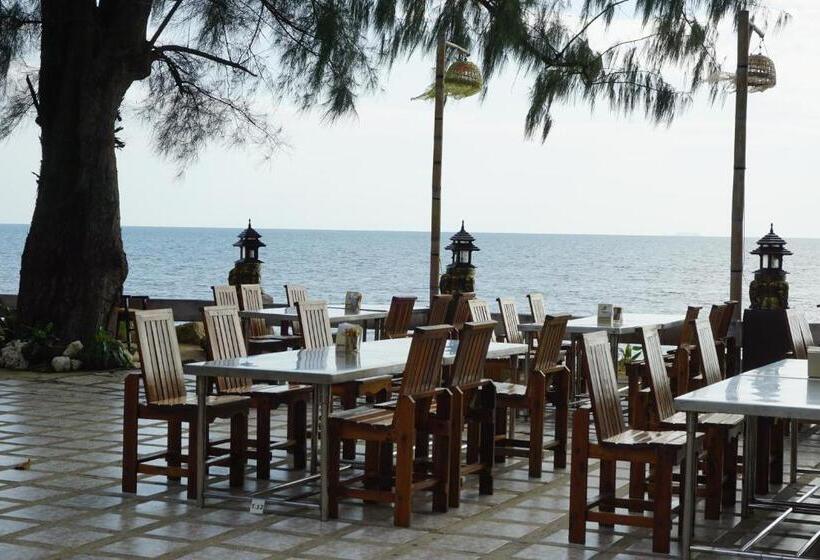 בקתה דלוקס, Andaman Beach Resort Koh Jum