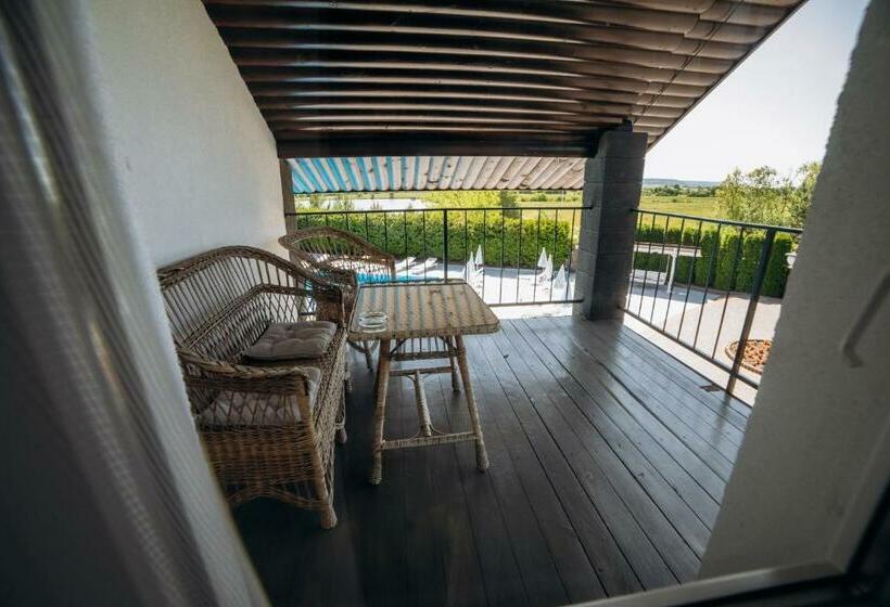 Семейный Номер, Avalon Hotel&pool