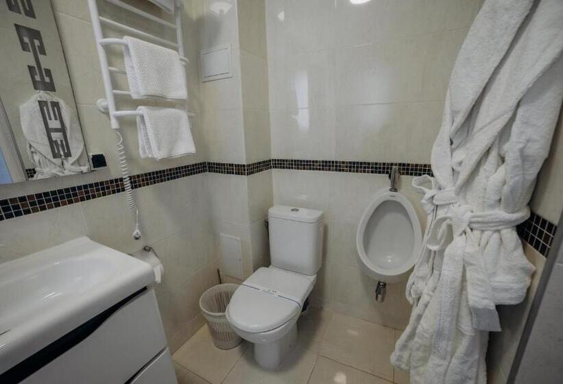 Люкс 2 Спальни, Avalon Hotel&pool