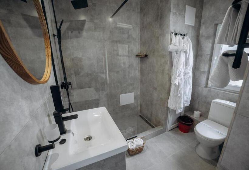 Люкс 2 Спальни, Avalon Hotel&pool