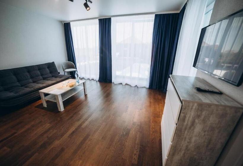 Семейный Номер, Avalon Hotel&pool