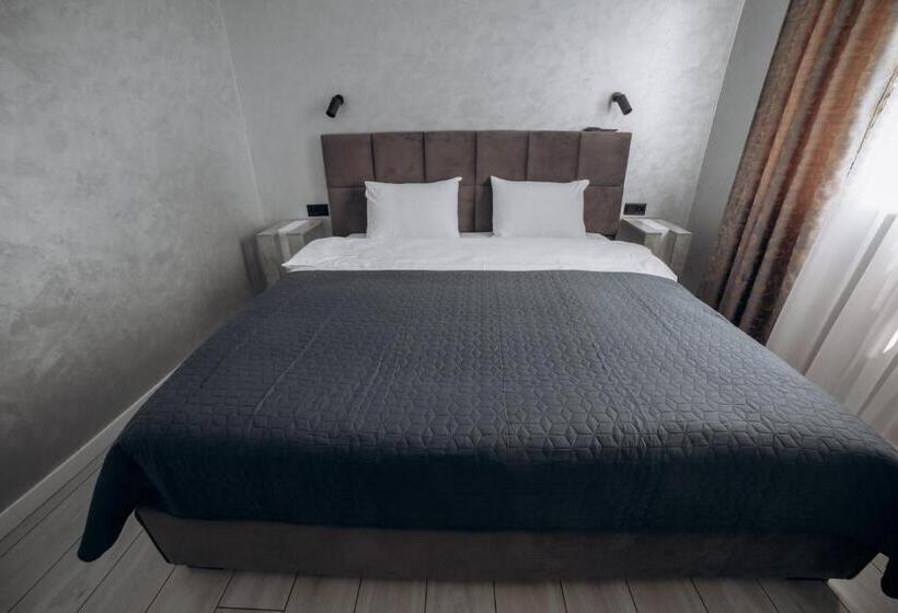 Люкс 2 Спальни, Avalon Hotel&pool