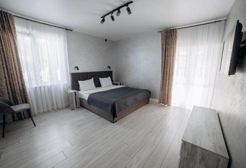 Люкс 2 Спальни, Avalon Hotel&pool