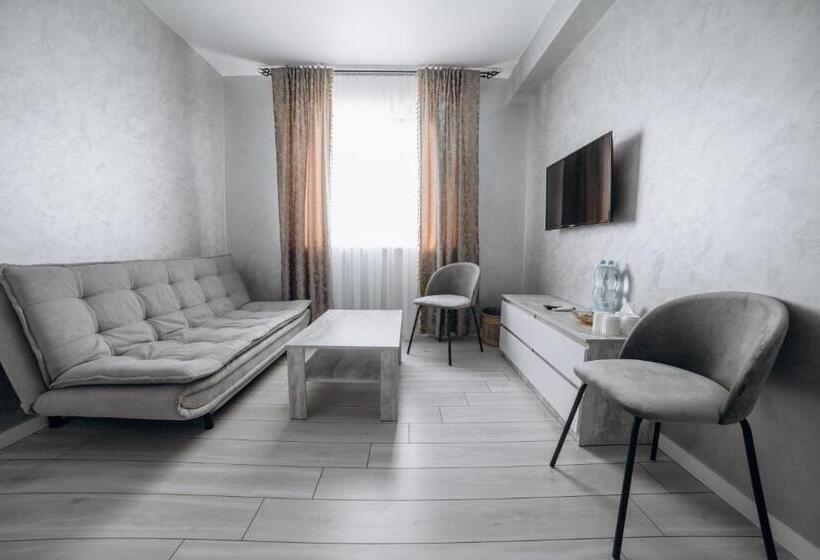 Люкс 2 Спальни, Avalon Hotel&pool