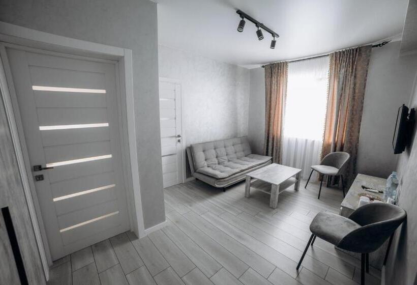 Люкс 2 Спальни, Avalon Hotel&pool