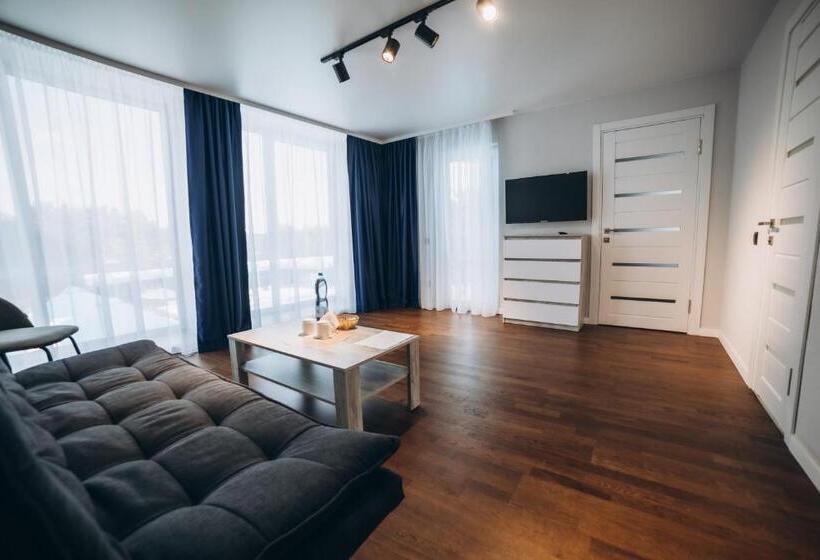 Семейный Номер, Avalon Hotel&pool