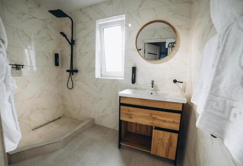 Номер Deluxe, Avalon Hotel&pool