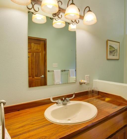 غرفة ديلوكس, The Crimson Orchid Inn At Orchid Bay