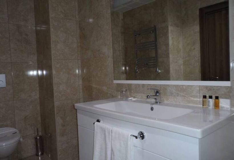 スタンダードトリプルルーム, Zen Inn Boutique