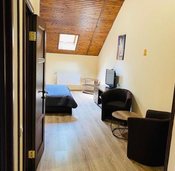 غرفة قياسية, бабай садиба