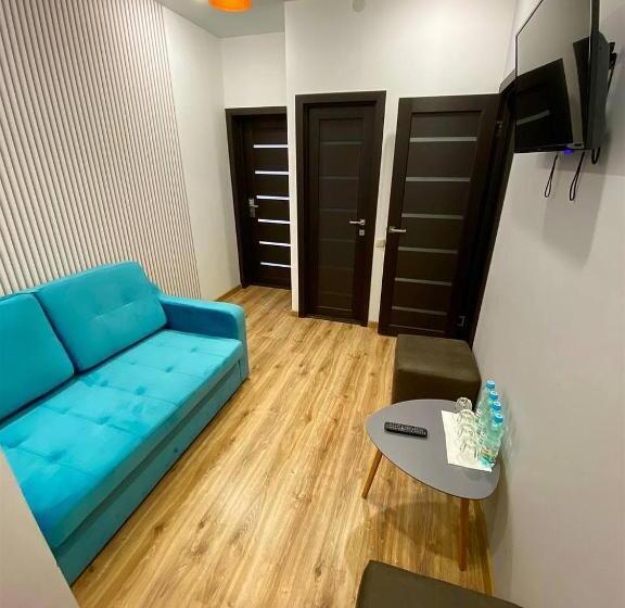 شقة غرفتين, бабай садиба