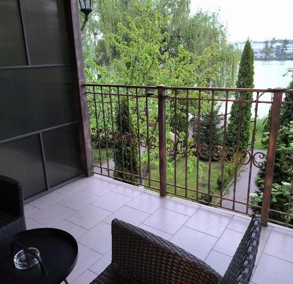 غرفة قياسية, бабай садиба