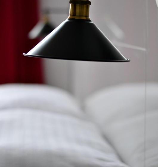 Standard Szoba, Drnholec