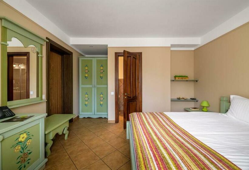 חדר אקונומי, Kryve Ozero