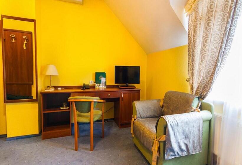 سوییت جونیور, Zoloto Karpat