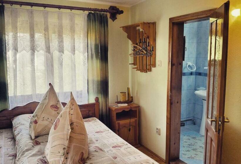 Habitació Estàndard, Pensiunea La Muncel