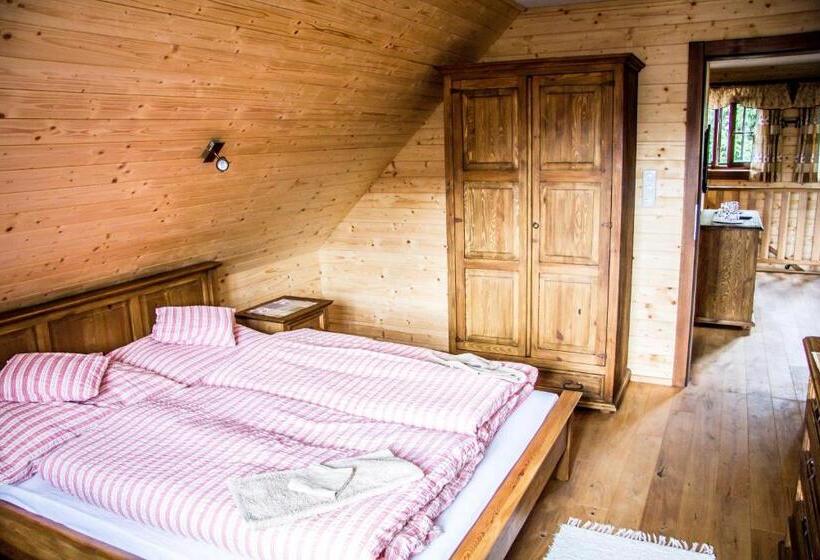 דירת שני חדרים, Salaš Kľak