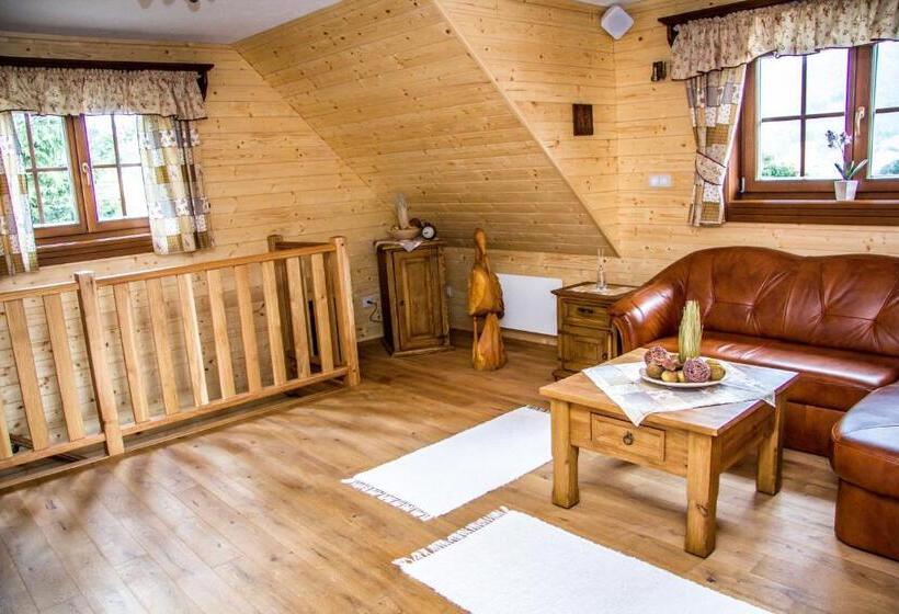 דירת שני חדרים, Salaš Kľak