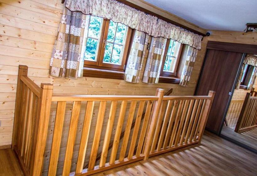 דירת חדר, Salaš Kľak