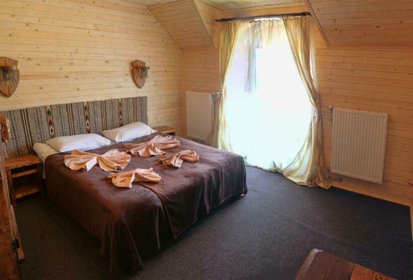 Номер Стандарт Трехместный, Oksamit Resort