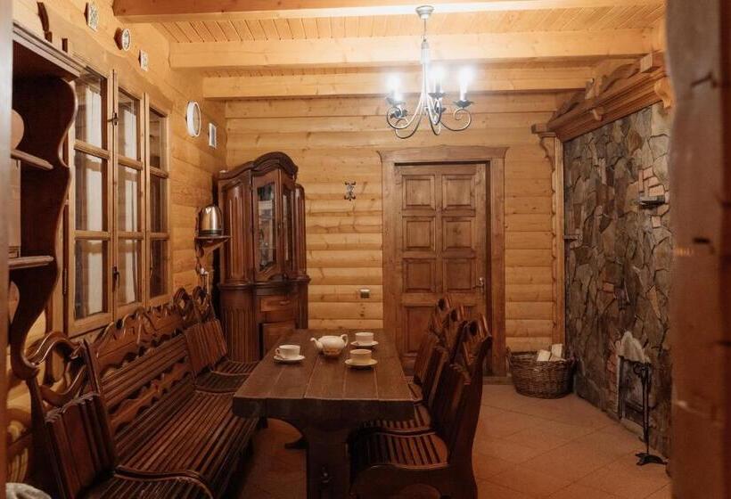Дом 1 Спальня, Oksamit Resort