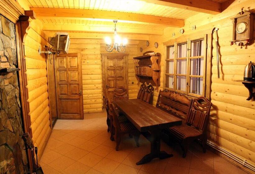 Дом 1 Спальня, Oksamit Resort