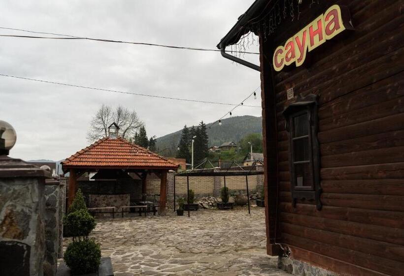 Дом 1 Спальня, Oksamit Resort