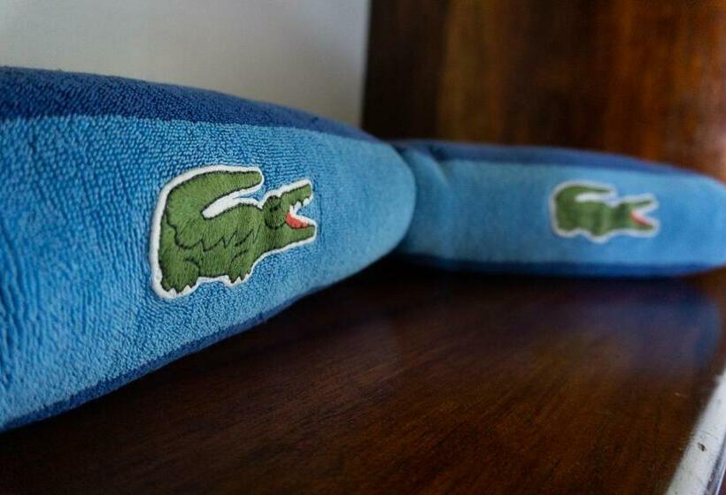 带大床的高级房间, Oasis Bluff Beach