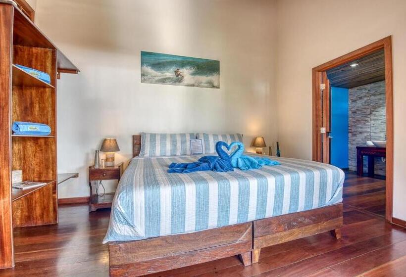 带大床的高级房间, Oasis Bluff Beach