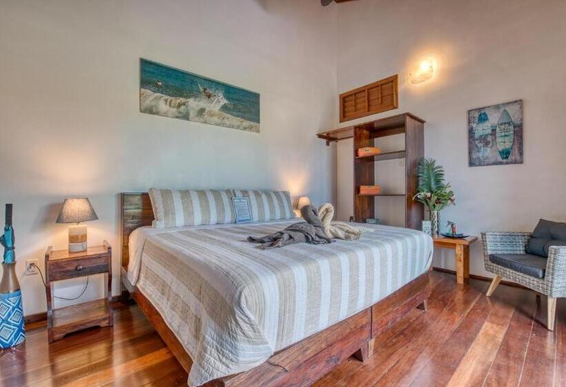 带大床的高级房间, Oasis Bluff Beach