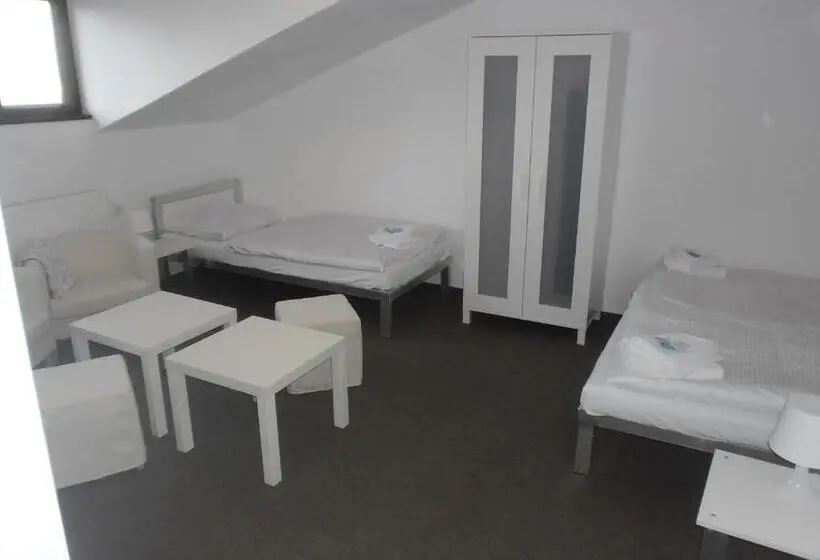 スタンダードトリプルルーム, Bike Hotel Měděnec