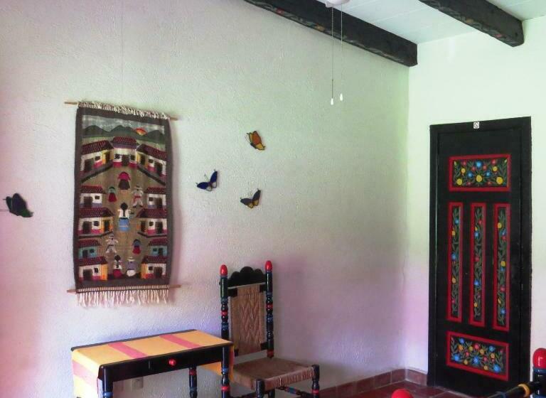 غرفة قياسية, Agua Blanca