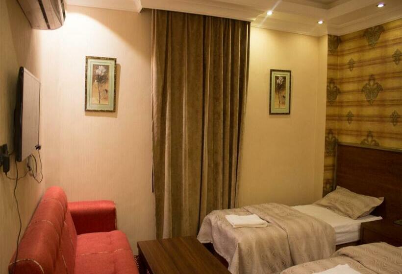 패밀리 스위트, فندق فيفاء