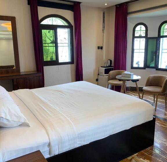 스위트, فندق فيفاء