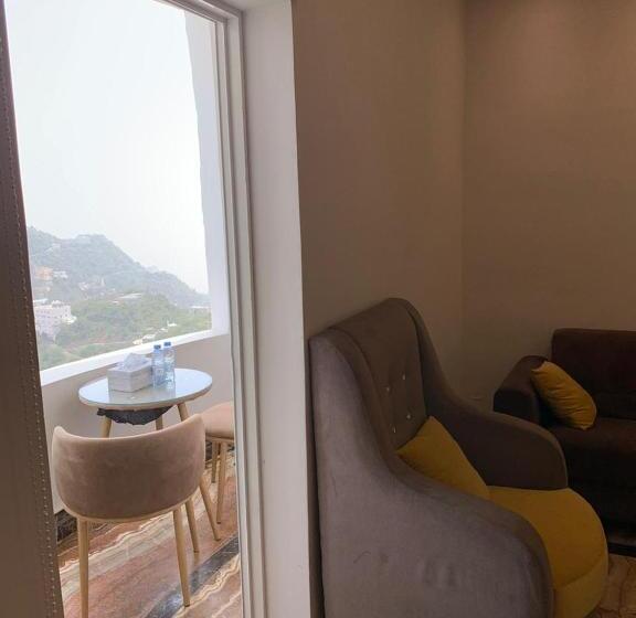 스위트, فندق فيفاء