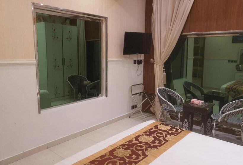 디럭스 룸, فندق فيفاء