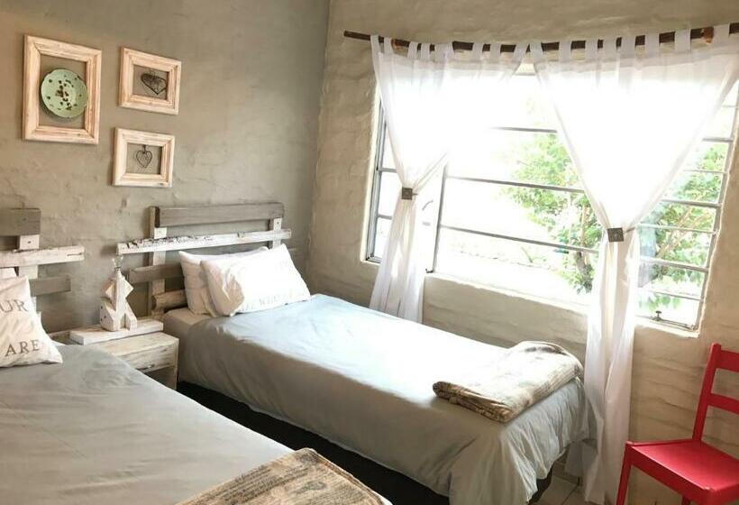 منزل 3 غرف نوم, Kalkfontein Guesthouse