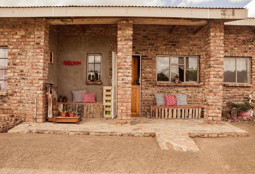 Дом 3 Спальни, Kalkfontein Guesthouse