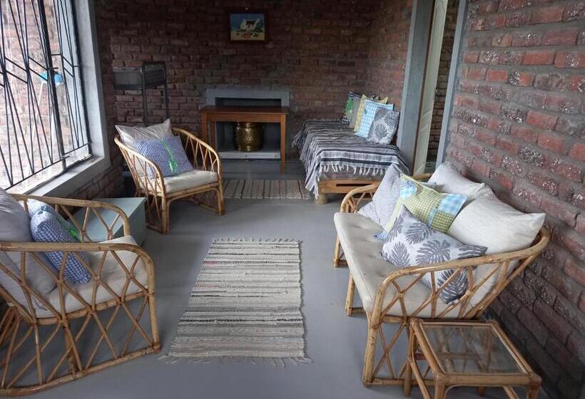 Дом 2 Спальни, Kalkfontein Guesthouse