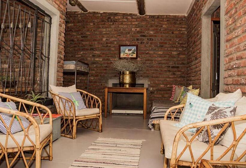 منزل غرفتين نوم, Kalkfontein Guesthouse