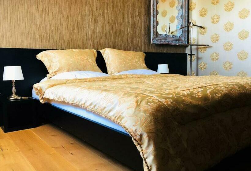 חדר קלאסי, Panství Dlouhá Lhota