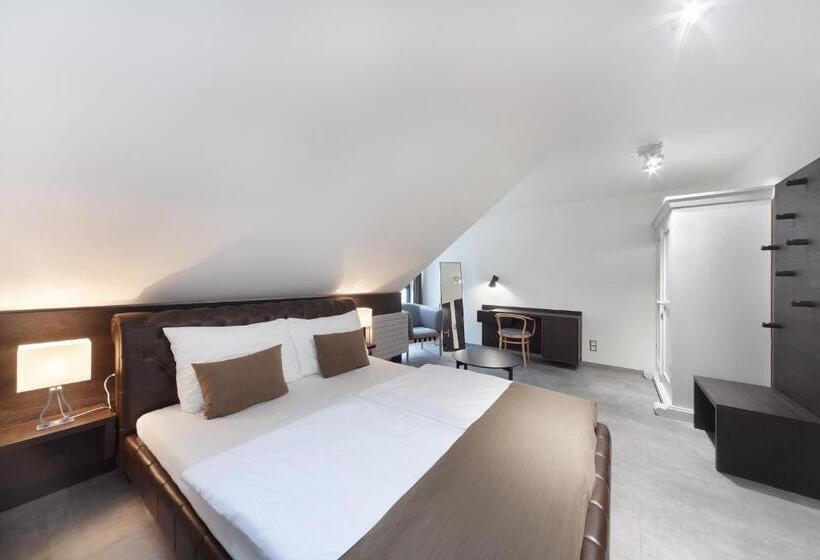 חדר סטנדרט, Panství Dlouhá Lhota