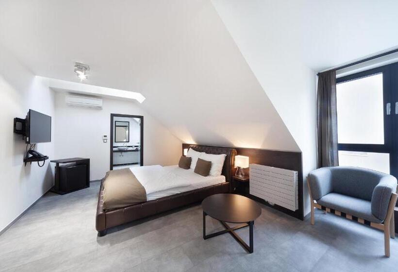 חדר סטנדרט, Panství Dlouhá Lhota