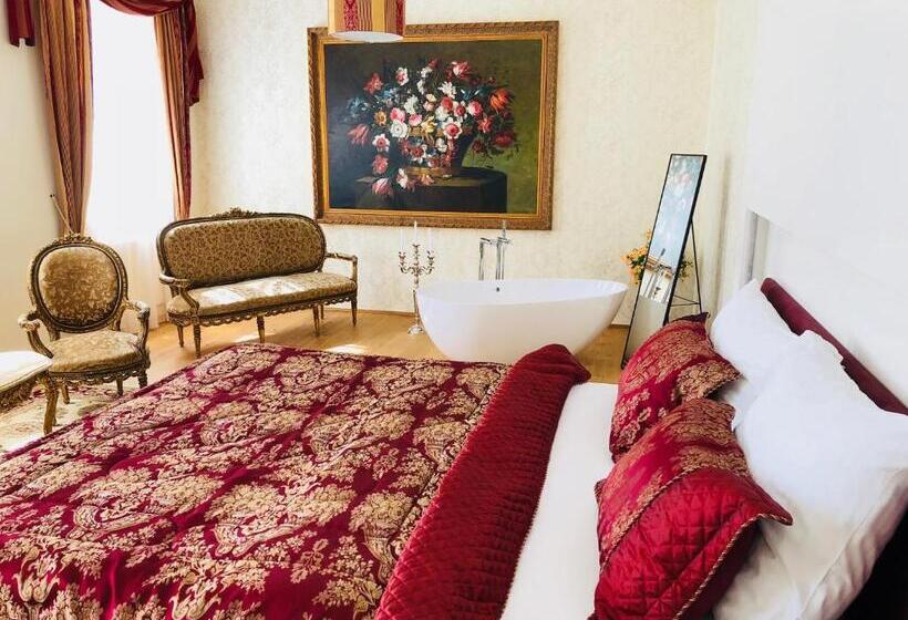 Номер Deluxe, Panství Dlouhá Lhota