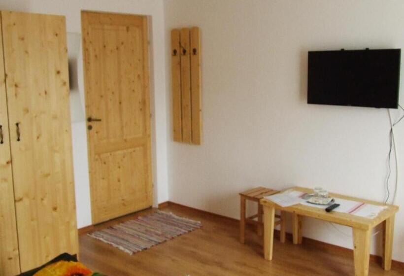 Номер Стандарт, Pensiunea Agroturistica Ioana