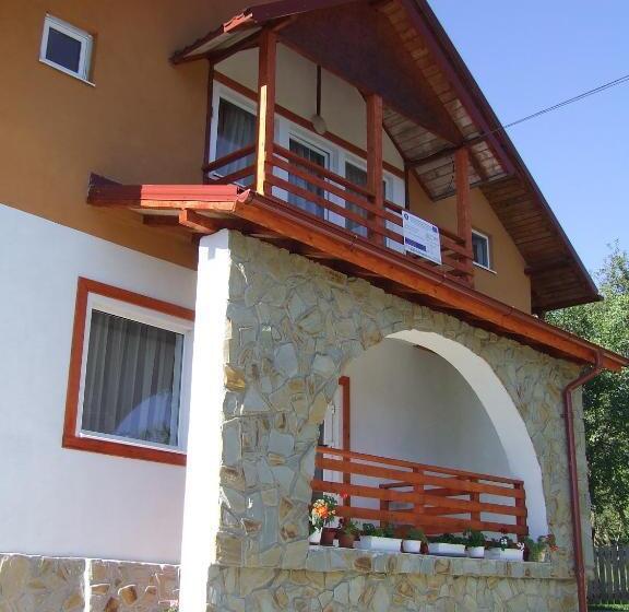 Номер Стандарт, Pensiunea Agroturistica Ioana