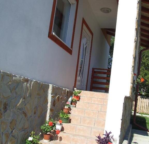 Номер Стандарт, Pensiunea Agroturistica Ioana